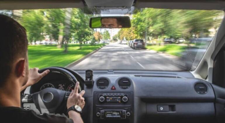 Farnborough Taxi Services & Airport transfer